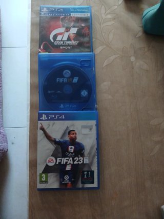 PS4 Gran Turismo Sport VR Compatible