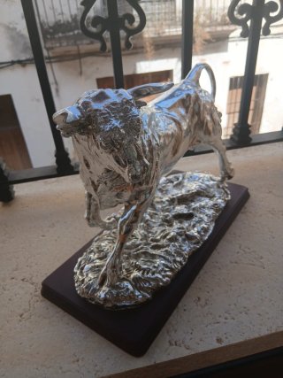 Toro Osborne Plata Grande