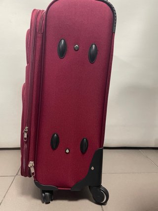 Maleta mediana nueva tela expansible