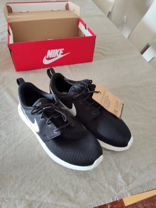 Zapatos golf sin estrenar, con la etiqueta