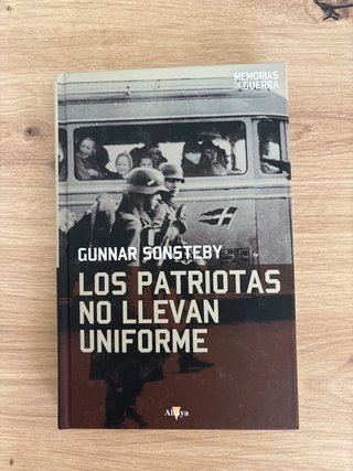 Los patriotas no llevan uniforme