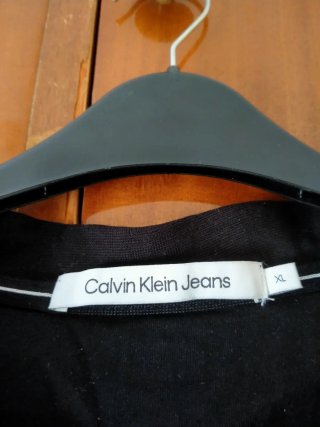 Camiseta Calvin Klein Negra Hombre