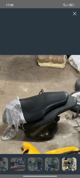 Asiento de moto con huevo de Yamaha jog rr