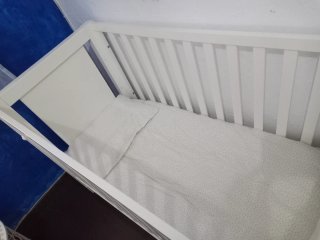 Cuna de madera blanca 60x120 Colchón+Nórdico