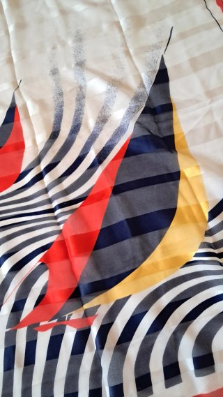 Foulard in seta con fantasia marina