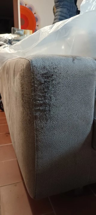 Divano angolare + pouf Poltronesofà
