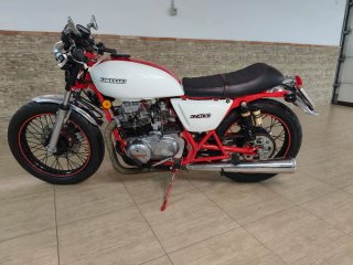 Kawasaki KZ400 Café Racer