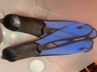 Lote aletas buceo Tribord azul con funda