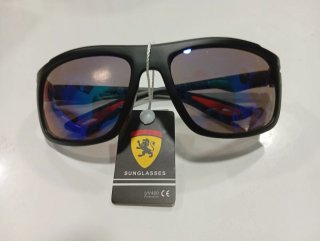Óculos de Sol Ferrari Preto