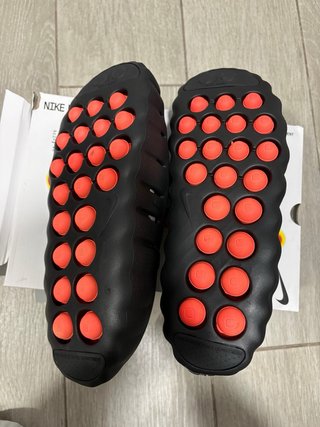 Nike Mind 001