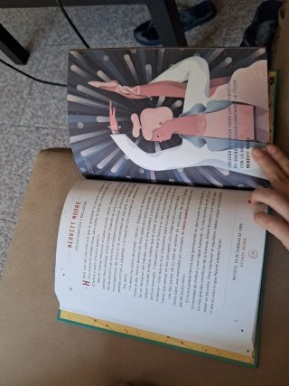 Cuentos de buenas noches para niñas rebeldes 2