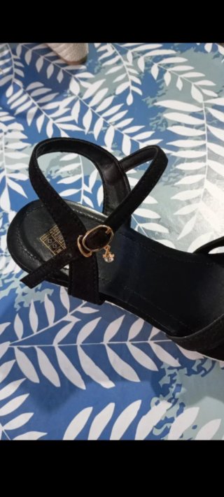 Sandalias de terciopelo negras mujer