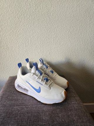 Nike Air Max Intrlk Lite Mujer