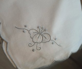 Set 4 Tovagliette Lino Ricamate