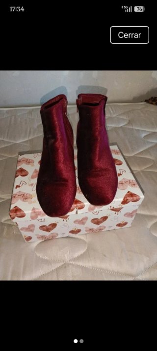 Botas de tacón aterciopeladas Color fucsia