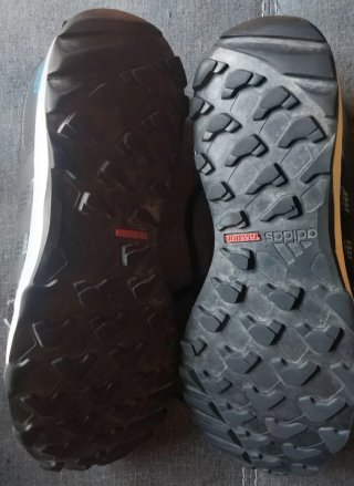 Playeros Adidas Galaxy Trail Negro/Azul