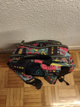 Mochila Totto con estampado divertido