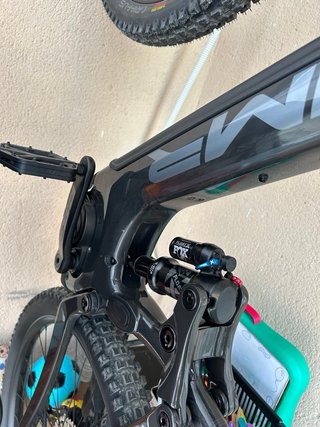 Bicicleta eléctrica MMR X-Bolt 140 30, tiene 1 año
