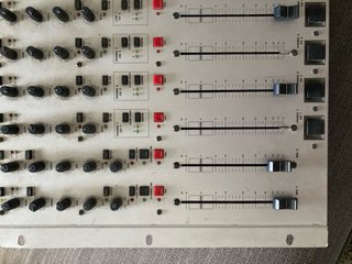 Mezclador Behringer PRO Mixer DX 1000