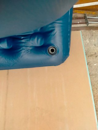 Colchón hinchable azul