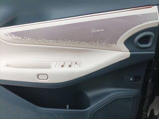 LYNK & CO 08 PHEV MORE 350 CV