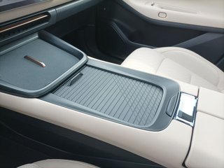 LYNK & CO 08 PHEV MORE 350 CV