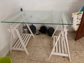 Escritorio cristal y madera blanco