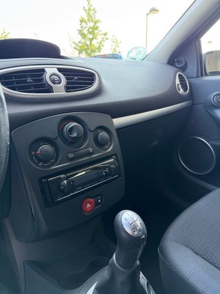 Renault Clio SOLO 70.000KM!!