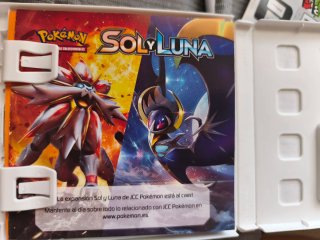 Caja Pokémon Luna Nintendo 3DS