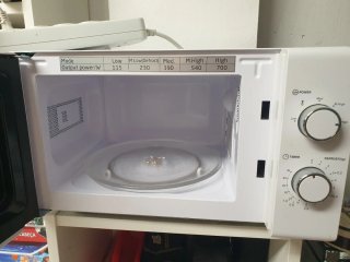 Microondas blanco