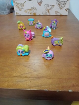 MojiPops Varias Series