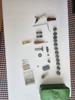 Máquina de coser Sigma con mueble