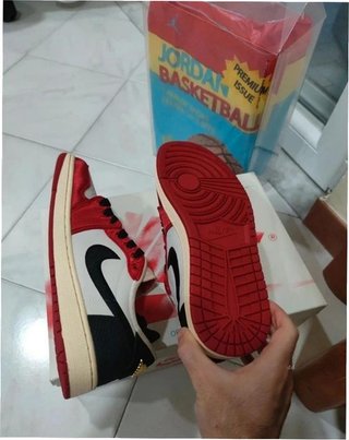 Jordan 1 Retro Low Trophy Room Rookie Talla 42