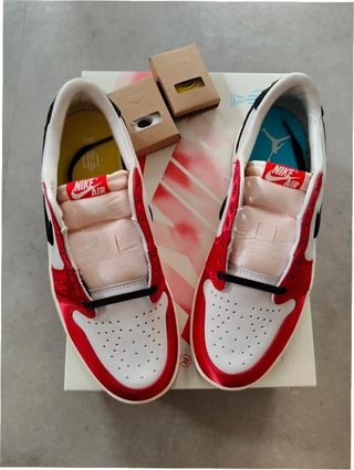 Jordan 1 Retro Low OG Trophy Room Talla 44