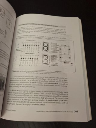 MICROCONTROLADORES PIC (ANGULO)