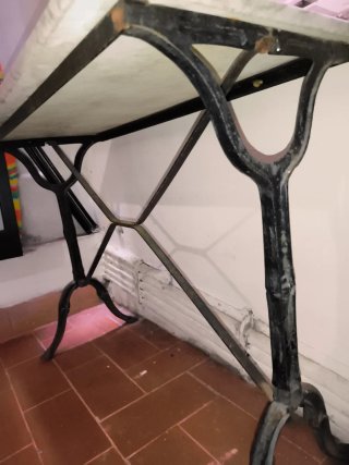 Mesa Mármol y Hierro