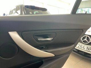 BMW Serie 3 318D 150 CV  2016