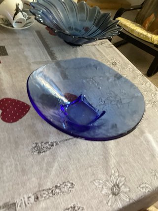 Centrotavola in vetro blu