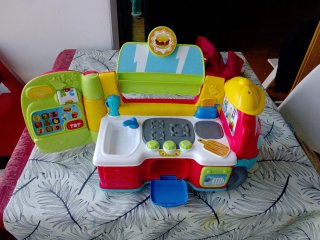 Camión de comida de juguete Chicco