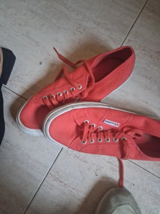 Zapatos Superga Rojos y Blancos