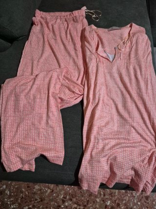 Pijama mujer Couchel talla L+ rosa y blanco