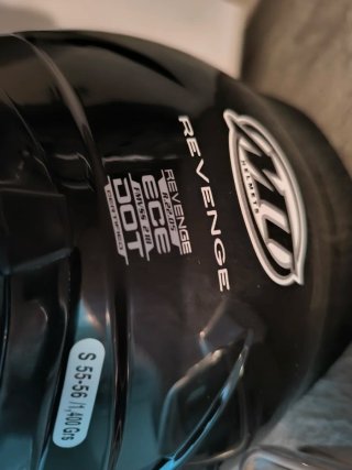 Casco Moto MT Helmets Negro.
