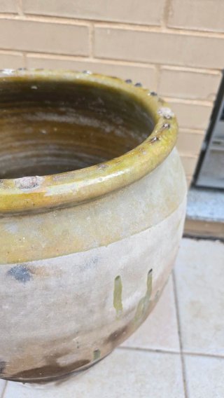 Tinaja de barro para macetero