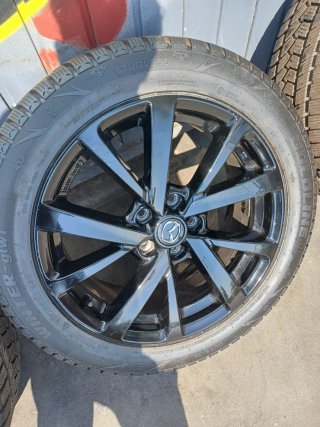 Llantas Mazda 19 con neumáticos montados