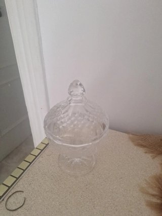 Bombonera de cristal tallado