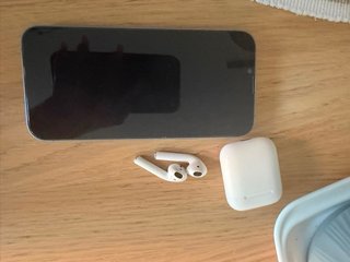 iPhone 14 Plus Azul + AirPods