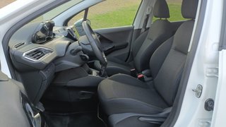 Peugeot 208 5P Signature BlueHDi 73KW (100CV)