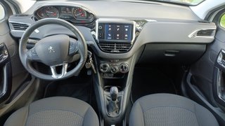 Peugeot 208 5P Signature BlueHDi 73KW (100CV)
