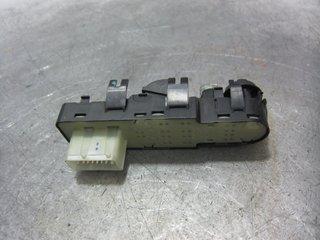 MANDO ELEVALUNAS DELANTERO IZQUIERDO CITROEN C3 96647495XT 1697187
