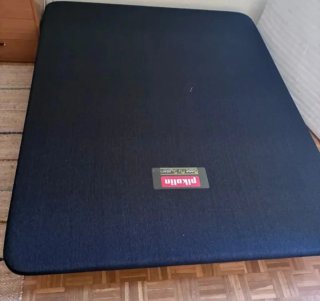 Base tapizada Pikolin negra
